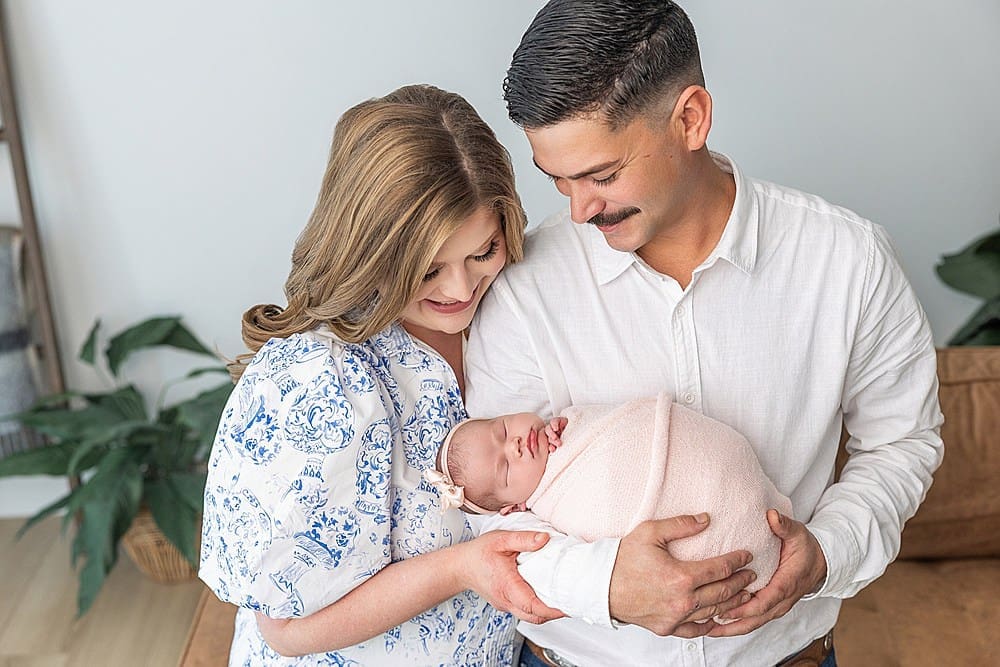 New Orleans newborn photographer; New Orleans family photographer; NOLA photographer; New Orleans photographer