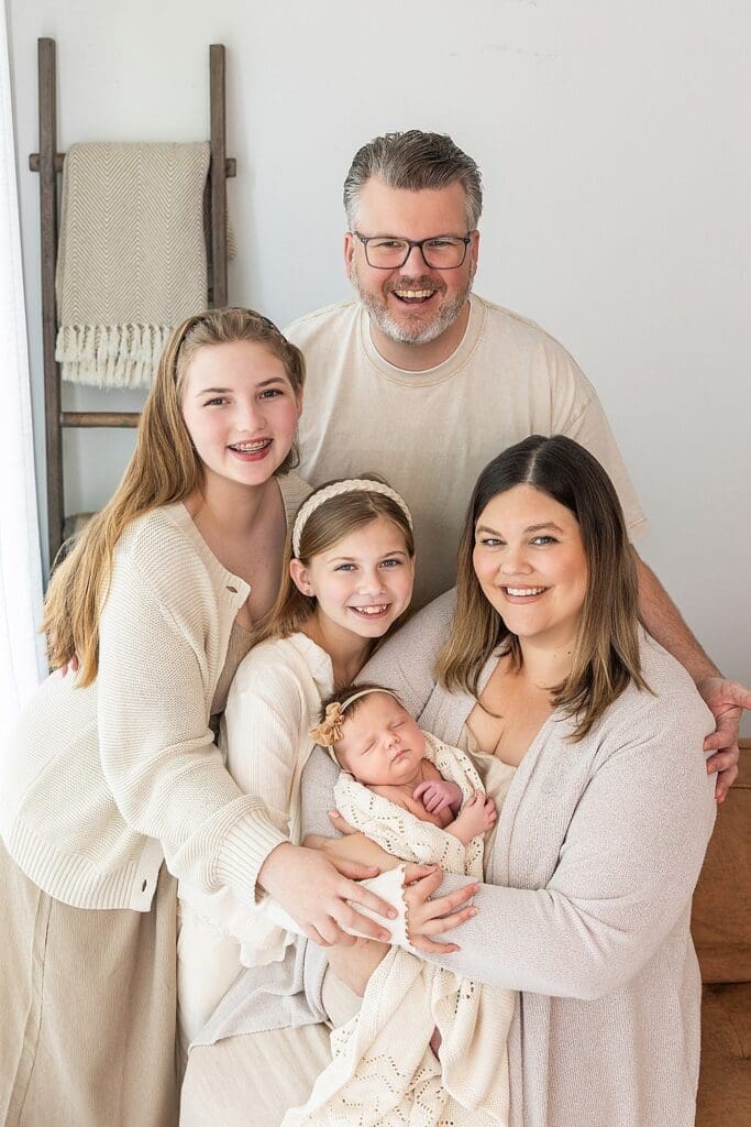 New Orleans photographer; New Orleans family photographer; NOLA photographer; Newborn Family Photos New Orleans